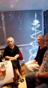 More Dancing from Monday night 🕺 💃. Huge thank you to Steve Poscha and Elaine for all their hard work organising the party and all the time they put in to keep this group running throughout the year. 🌟🌟 | Alkrington Community Centre