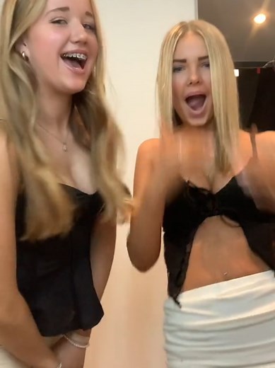 Teen Besties: A Cute Moment Together