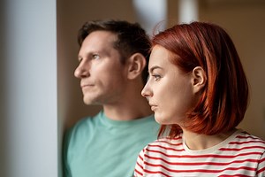 "Un manque affectif profond" : voici les 4 signes qui trahissent une personnalité dépendante, selon un psy - Psychologies.com