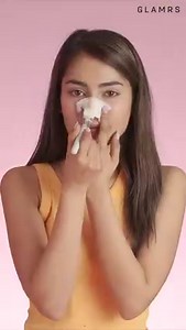 Reduce blackheads with this DIY blackhead removal mask. | Glamrs