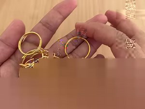 87K views · 3.4K reactions | SUPER 朗  IDEAS / BUTTON RECYCLING KEYRING MAKING | Knitting & Crochet World | Facebook