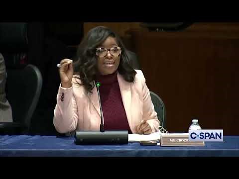 Lawmaker Blasts Trump Billing Taxpayers $30M for His Golf Trips: 'If We're Gonna Talk About Efficiency...'