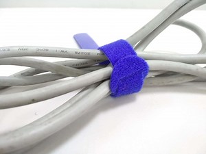 [Hot Item] Hook and Loop Fastener Double Sided Back to Back Cable Tape