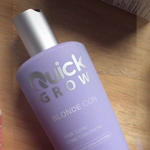 Blonde Icon is a deep violet pigmented range that assists in faster growing hair while toning blonde hair. Sulphate free, sodium chloride free, not tested on animals and all our packaging is recyclable and responsibly sourced to ensure we remain the trusted and loved brand in hair growth  #silvershampoo #blondeshampoo #fasterhairgrowth #hairgrowth #hairgrowthproducts #hairproducts #productsthatwork #salonprofessional #trustedbrand | Quick Grow | Facebook