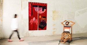 Exposição de Ana Mazzei flerta com a história sem entregar obras literais | Arte ao Redor