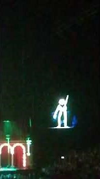 The Muppets Take The O2 14th July 2018: Happy Feet (Kermit and Bobby Moynihan)