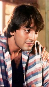 494K views · 10K reactions | Tu Kal Chala Jayega♥️ Movie : Naam #sanjaydutt #kumargaurav #mohammedaziz #manharudhas #80s #80smusic #bollywoodsongs #friends #friendshipday #bollywoodsongs #bollywoodmovies #oldisgold #oldbollywoodsongs | Vintage Bollywood | Facebook