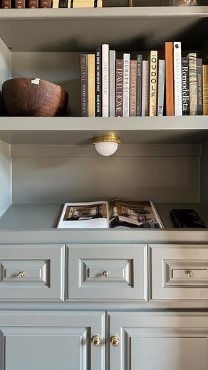 Those sage green paint colors are so in right now and choosing a paint color is HARD! But we think we found a gem of a color in SW Lauriston Stone. It’s a lovely mid-tone sage, with the perfect balance of yellow to blue. We used it in a study here but I also think it would look amazing on kitchen cabinetry, a dining room or even a moody bedroom. | Kelsey Leigh Design Co.