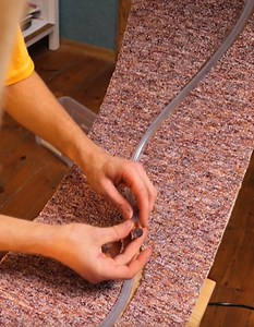 28K views · 54 reactions | How to help your kitty to loose weight in case it needs to: A DIY activity machine | 5-Minute Crafts Family | Facebook