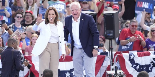 Harris and Walz show their support for organized labor with appearance at Detroit union hall