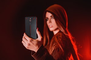 The Red Magic Phone Is Here: A Gaming Smartphone With RGB Strip And New Cooling System