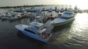 Team Sea Mixer slidin' past Team Relentless Pursuit! | Emerald Coast Blue Marlin Classic