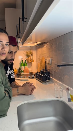 Evde sıkıldık, 1000 TL’lik challenge yaptık! 😄 Kaybeden ağlamasın 💦” #challege #suoyunu #kapışma #reeslvideo #kimkazandı #keşfetteyiz | Bahar Sürerer