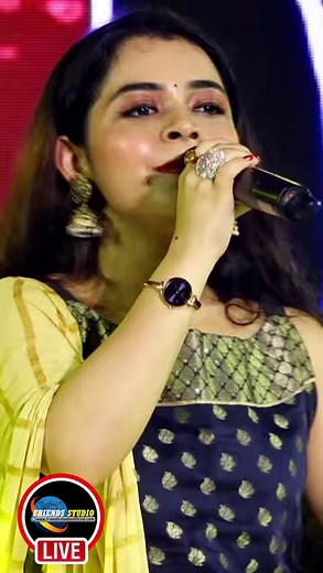 Tujhe Chaha Rab Se || Bollywood songs || Anushka Banerjee (Indian Idol) Live Singing | Friends Studio LIVE