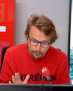 "Azincourt, défaite française à cause d'une histoire de diarrhée" 💩 "Entrez dans l'Histoire" la quotidienne avec Lorànt Deutsch - Officiel | RTL