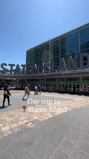 New York is known for its subway system.🚉 But sometimes–especially in July–the sun-kissed option is the way to go! 🩵 The Staten Island Ferry is a great way to soak in summer rays and see the sights. 🌅 Enjoy Lady Liberty and the Manhattan skyline on this one-of-a-kind trip!🗽😍 Visit our city to see for yourself!😎 #statenisland #nycferry #explorenyc | New York Habitat
