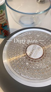 Dirty pans? No problem… just use bicarb, hot water and salt to make a scrub… 🤩 See the result at the end!✨ @frenchy_home_cleaning #cleaning #cleanwithme #dirtypans #cleaninghacks #kitchenhacks #deepcleaning #swanbrand | Swan Brand