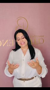 1.7K views · 82 reactions | TEMPO DE VENCER Gravei esse louvor no ano de 2004, faixa que integra o CD PROFETIZANDO, sendo esta uma das minha canções favoritas deste álbum E voce? Já ouviu o Profetizando hoje? Vai lá no meu canal oficial do Youtube Celia Bueno Oficial todas as musicas estao disponíveis. Qual é o seu louvor favorito do álbum profetizando? Eu quero saber, deixe o seu comentário ❤️ #music #gospel #youtube | Cantora Célia Bueno | Facebook