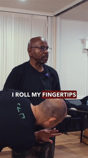 26K views · 837 reactions | How To Properly Do A Wrist Lock With Professor James Hundon #budobrothers #martialarts #smallcirclejujitsu #wristlock #jkd #jeetkunedo #selfdefense | Budo Brothers | Facebook