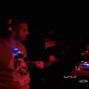 3.6K views · 225 reactions | House classics never die they just get remixed  Track: Hardrive - Deep Inside [Todd Edwards Remix] Listen to this track and more on our #StrictlyRemixed playlist: https://spoti.fi/3BgFu6p | Strictly Rhythm | Facebook