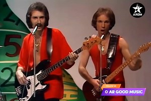 4.5K views · 109 reactions | 5000volts- Dr kiss Kiss ❤️珞 | Hamar János | Facebook