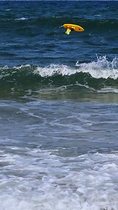 Anglet ce matin. 😉🏄 Surf radiocommandé. #surf #surfing #cotebasque #anglet | Pays Basque BAB