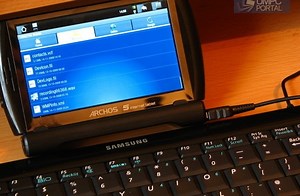 Archos 5 Internet Tablet Gets Firmware Update; Mini Dock Demo [Video] - SlashGear