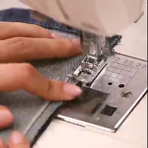 315K views · 10K reactions | How to sew a bag out of old jeans - the idea for reusing jeans! | Miarti - Wiederverwendung | Facebook