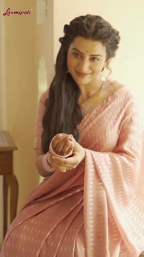 4.7K views · 131 reactions | Akshara Singh x Laxmipati Khilye iss gulabi saree mai! #laxmipatisarees #sarees #sareelove #elegance #explore #trending #aksharasingh | Laxmipati Sarees | Facebook