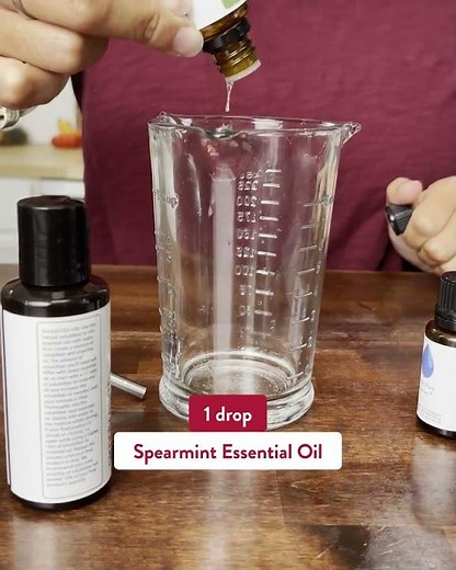 DIY Holiday Body Spray Recipe