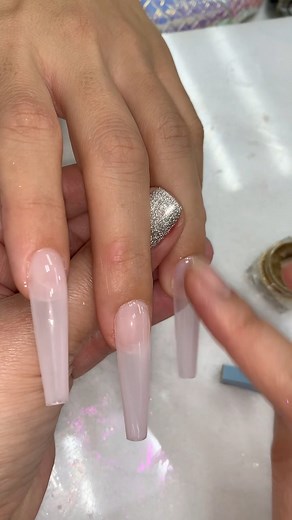 977K views · 13K reactions | Shop RiyasNails.com Gel #091 , Chrome #CH12 | Riya's Nails | Facebook