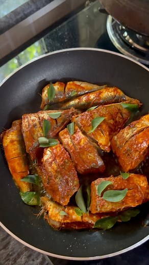 വീട്ടിൽ പോയാൽ എട്ടിന്റെ പണിയാണ് 😁❤️ | Suresh Pillai