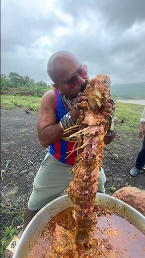 15kg silver katla fish challenge….👑❤️🍗 #chickenlegpiece #ulhaskamthe #foodsharing #foodie #shorts