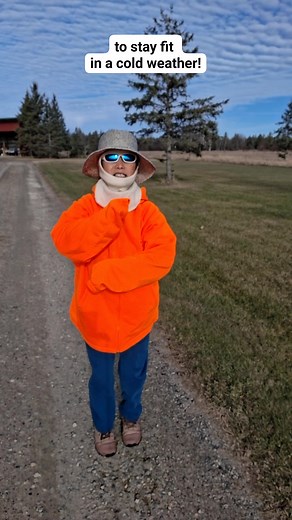 PacmAN exercise to stay healthy #NO to obesity! Im wearing tops 3 layers! #everyone 11/18/'25 #fbreelsfypシ゚viralfbreelsfypシ゚viral #USAwinter | Julie Koivu