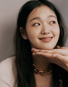 1.4K views · 24 reactions | Multilingual Queens: Korean Actresses Who Mastered Foreign Languages #KimGoEun #ShinSe Kyung #SeoYeJi #MoonGaYoung #BaeDoona #kdrama #trendingvideo #KDS #viralreels #KDrama #Netflix #viralreelsシ #viralvideoシ #viralvideo | KDS | Facebook