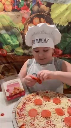Cuteness factor = 1000%! 😍 Chef Ilirian does pizza night right with Bowl & Basket ingredients! 🍕 https://bit.ly/3JDg4Uy 📷: @ilirian_cooks (IG) | ShopRite