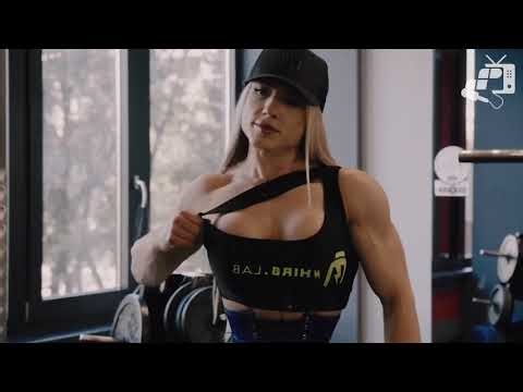 Incredible Muscular Blonde Posing! Ultimate Gym Motivation
