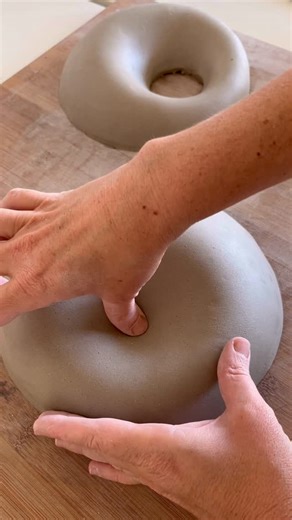 Carolina Levinton on Instagram: "✨ Making of the second module ✨ Hand-shaped into an open circle, a pause, a breath. Next reel: the final piece of the totem. . . . #ceramic #sculpture #contemporaryartwork #ceramicsculpture #totem #mediterranean #interiordesign #deco #esculturacontemporanea"