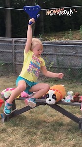 This dad is #parentgoals! My kids would love this! Credit: Jukin Media | Mommy Needs Vodka