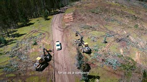 🌲🇨🇱Welcome to Expocorma Chile event 20th to 22nd of November. Expocorma is the leading trade fair in Latin America for the wood sector, organized by the Chilean Wood Corporation, Corma, founded in 1952 as a trade association, which currently brings together more than 160 stakeholders in the forest, wood and bioproducts sectors. #chile #forestindustry #forest #event #bestcustomers #aloggersbestfriend #loggingdemo #harvester #forwarder | Ponsse Oyj