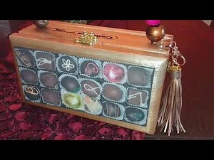 Smokin' hot handbags: Tampa artist creating works from cigar boxes