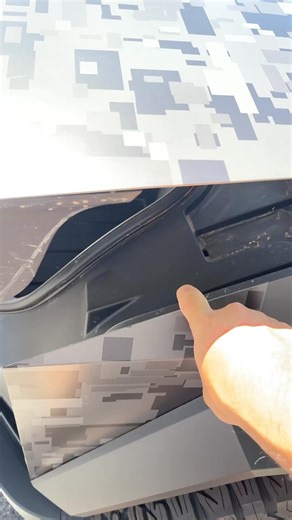 Cybertruck closes on my finger #fyp #viral #tesla #tsla #cybertruck #teslacybertruck #fingertest | Tesla Owners of Silicon Valley