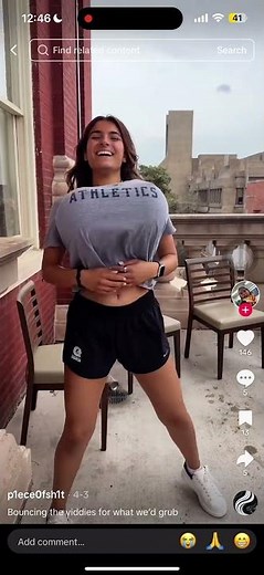 Balloon boobs bounce #balloon #balloonboobs