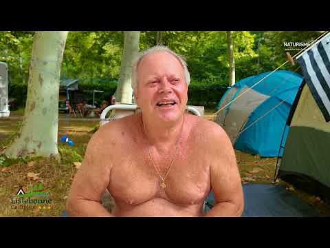Vacances naturistes au Lac de Lislebonne : Vivez nu en toute liberté, une l'interview de Philippe