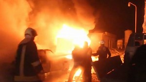 En Syrie, l'armée de Bashar al Assad et son allié russe ont intensifié les bombardements sur la province d'Idleb tuant au moins 25 civils 😢 ➡ http://bit.ly/2EGDOF9 | M6 Info