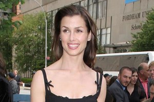 Bridget Moynahan Married