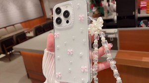 MINSCOSE for iPhone 17 Pro Clear Glitter Case, Cute Bow Pearl Aesthetic Girly Transparent Phone Case with Phone Charms Chain Bracelet,Soft Protective Cover for iPhone 17 Pro-Pink