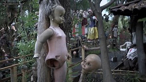 Why Mexico’s Island of the Dolls Is So Haunting