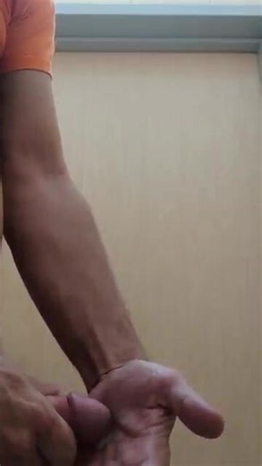 straight guy cumming on his big hand