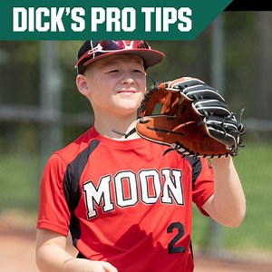 Catch the magic of the holidays and give your all-star the perfect gift this season. Discover how to buy the right 🥎 softball glove at DICK’S Pro Tips: https://protips.dickssportinggoods.com/sports-and-activities/softball/choosing-the-right-softball-glove?camp=SNS:Facebook:Brand:11262021:NovProTip:Baseball:LL | Little League